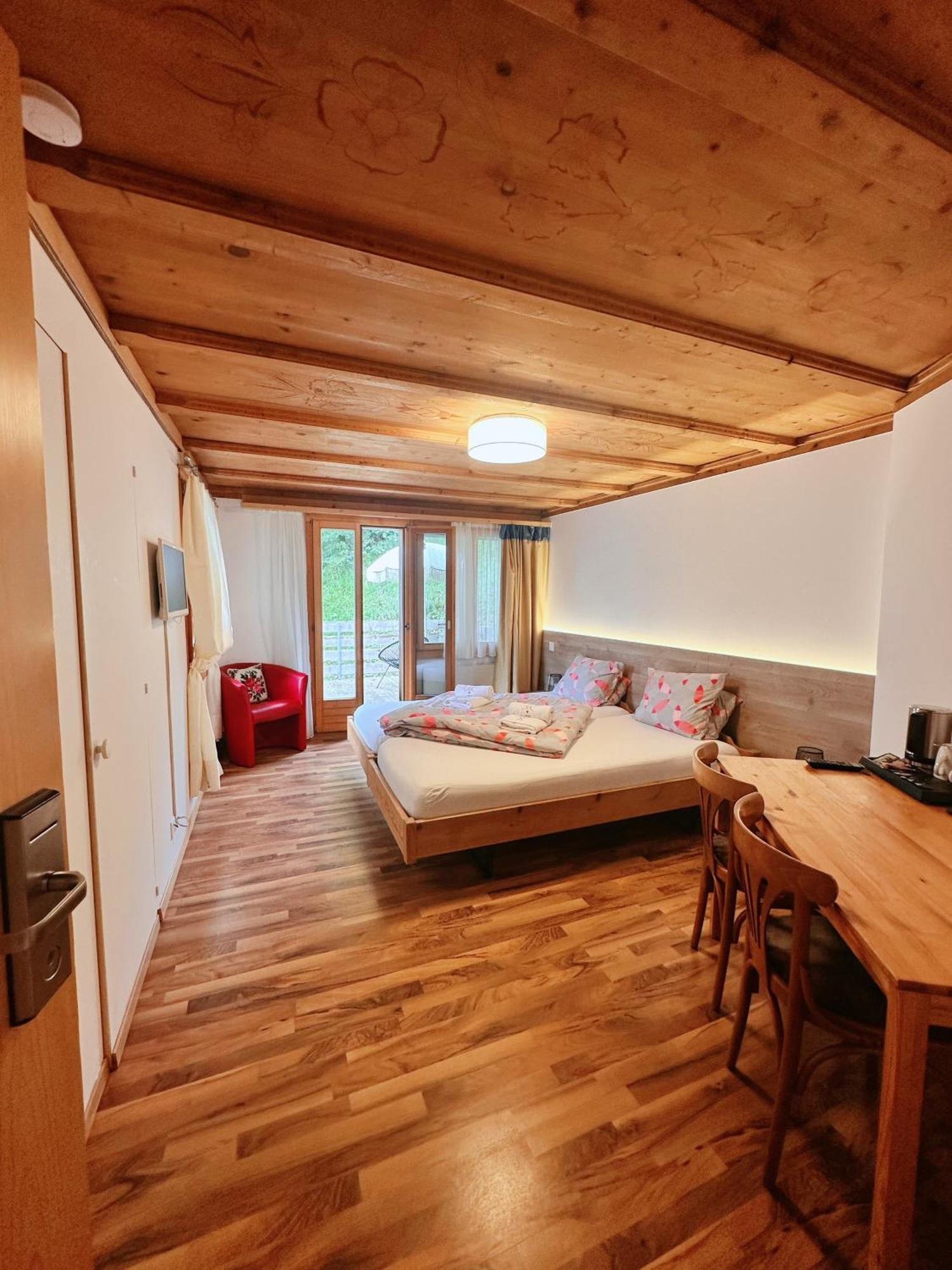 Hotel Wildbach Brienz Brienz  Zewnętrze zdjęcie