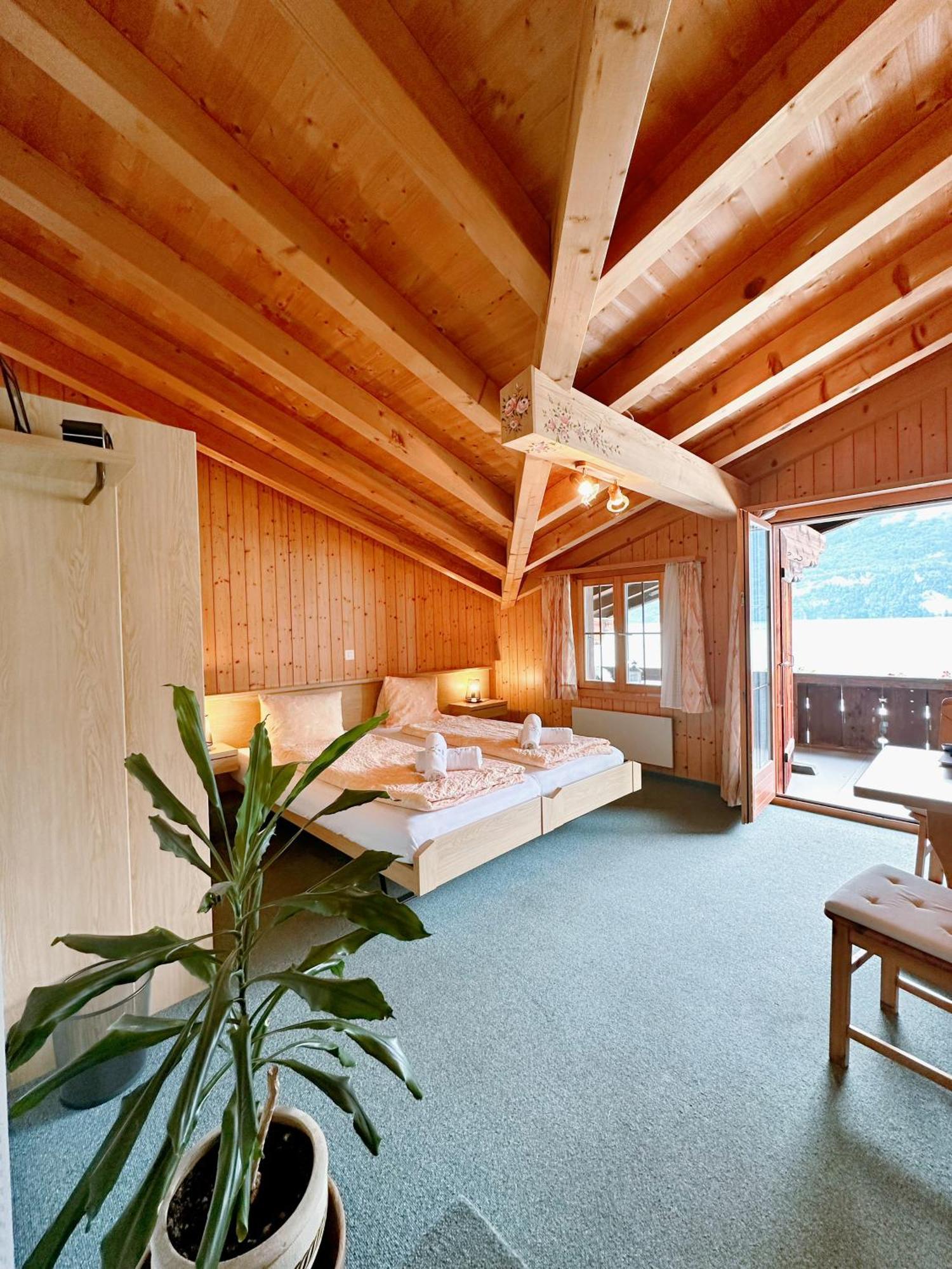 Hotel Wildbach Brienz Brienz  Zewnętrze zdjęcie