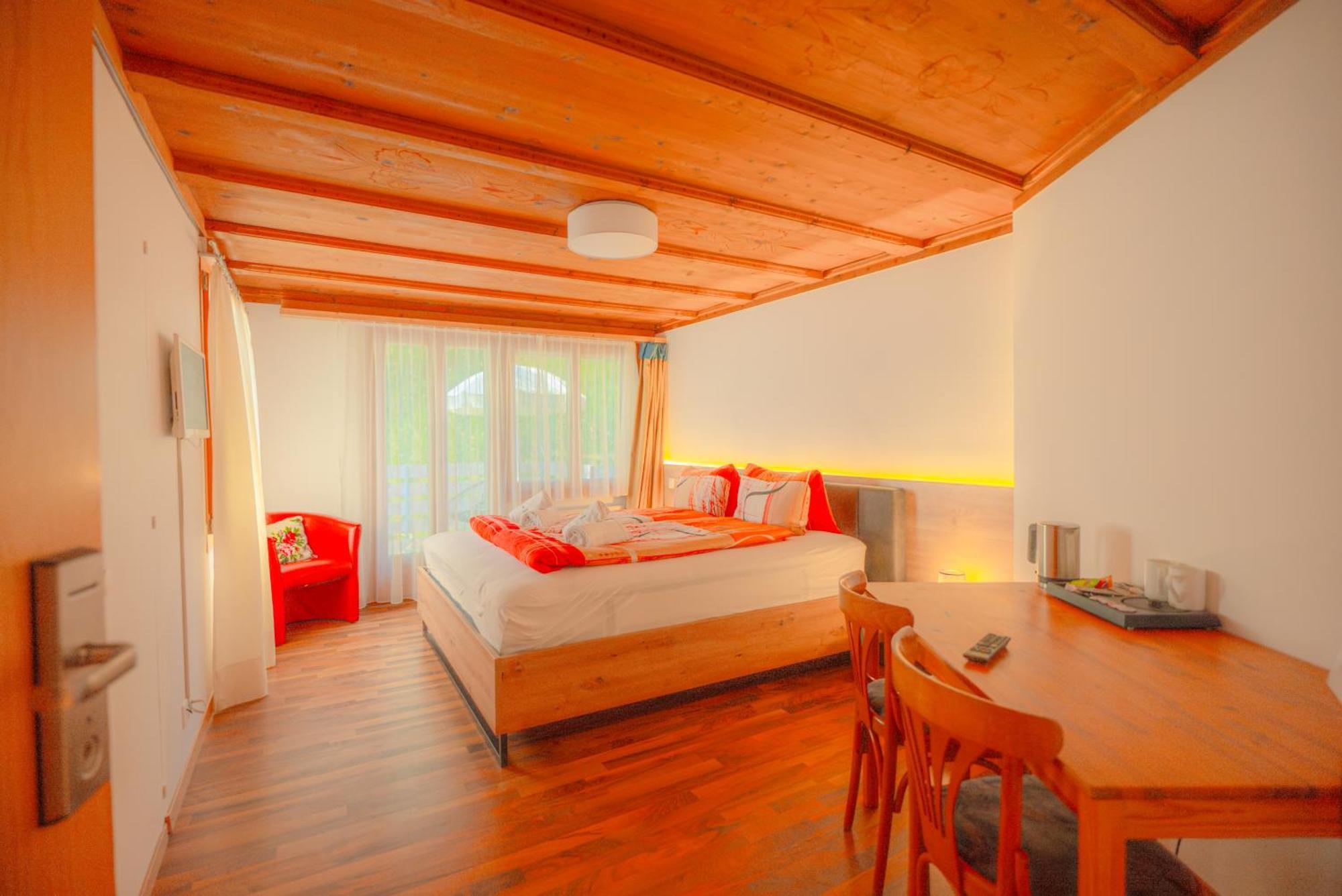 Hotel Wildbach Brienz Brienz  Zewnętrze zdjęcie